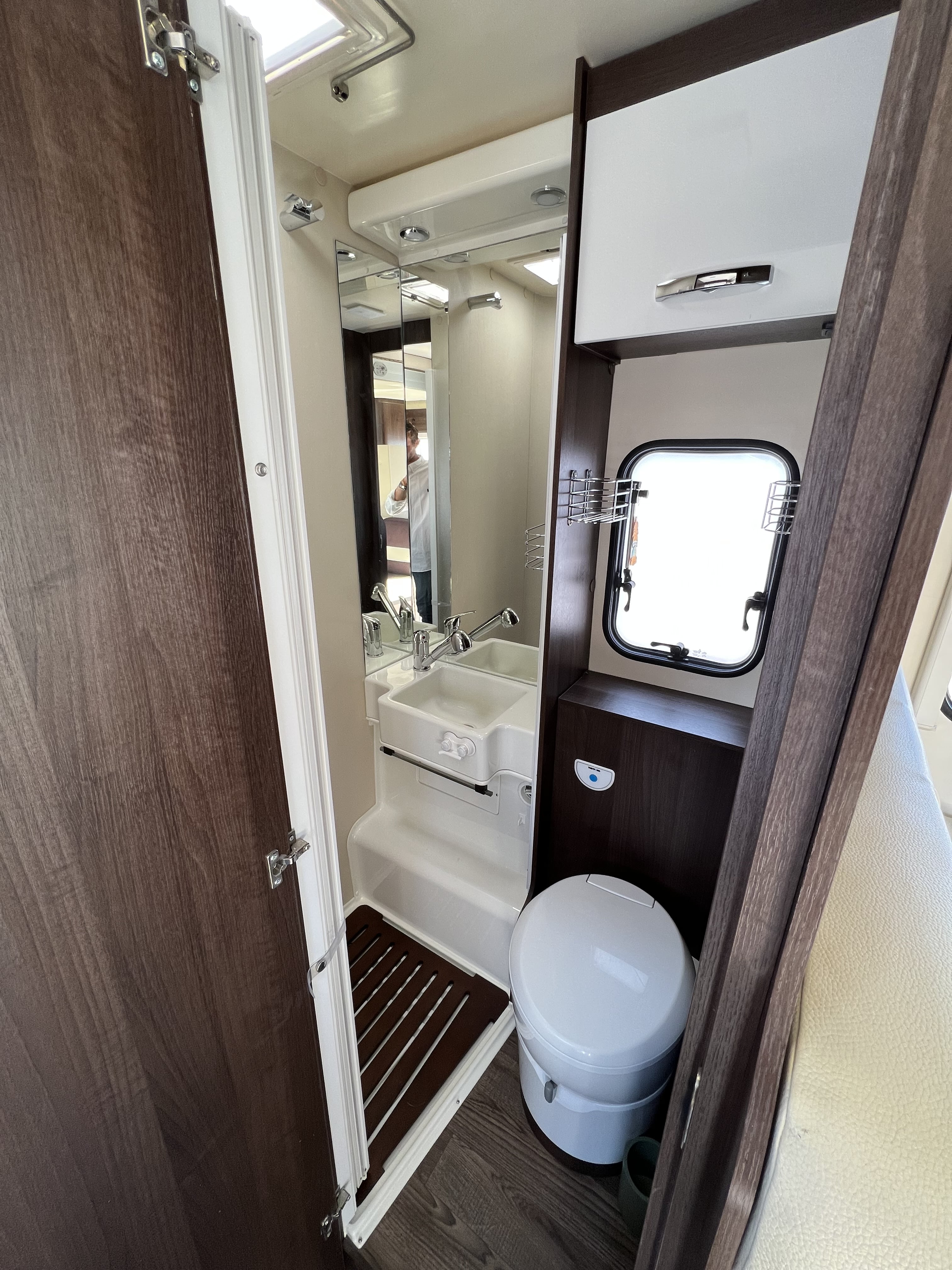 C.I nacre 64 XT – Camping car ideal